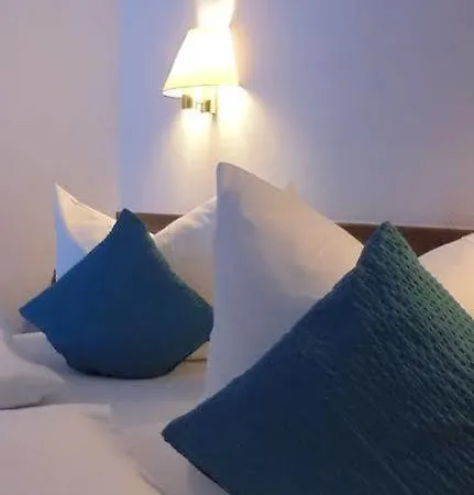 Paulin Szálloda 3*